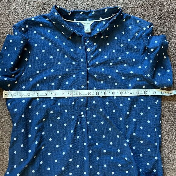 L.L. Bean Navy Polka Dot Short Sleeve Button Down - Picture 7 of 8
